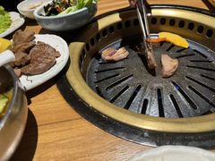 -炼火烤肉店
