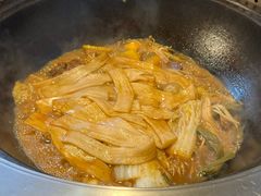 -锅老头海鲜铁锅炖