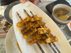 -汗腾格里·风味餐厅(新疆驻京办店)
