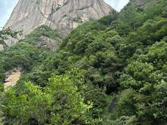 -鄣山大峡谷