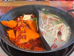 -赵美丽·重庆社区火锅·直营店(火车东站·中豪国际店)