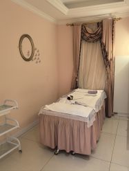 -蕾蕾美颜美容美体