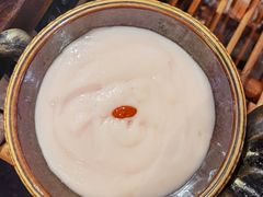 -老牌坊云南鱼豆花火锅(哈西万达店)