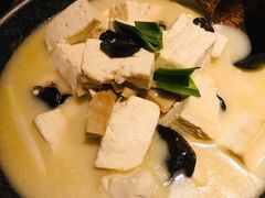 土家手掰柴火豆腐-吃饭皇帝大土家民族菜(正大广场店)