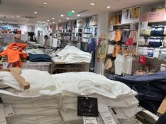 -优衣库(哈尔滨中央大街店)