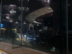 -荣誉国际酒店-云顶旋转餐厅