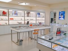 -潘多拉眼镜·蔡司依视路明月(潘家园店)