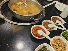 -丫丫汤膳打边炉(宏府408坊店)