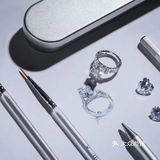 真正的浪漫不在巴黎，而在你指尖