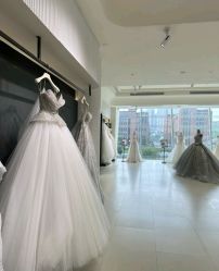 -Bridal Queen·婚纱女皇