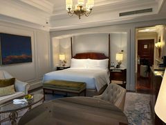 -广州富力丽思卡尔顿酒店