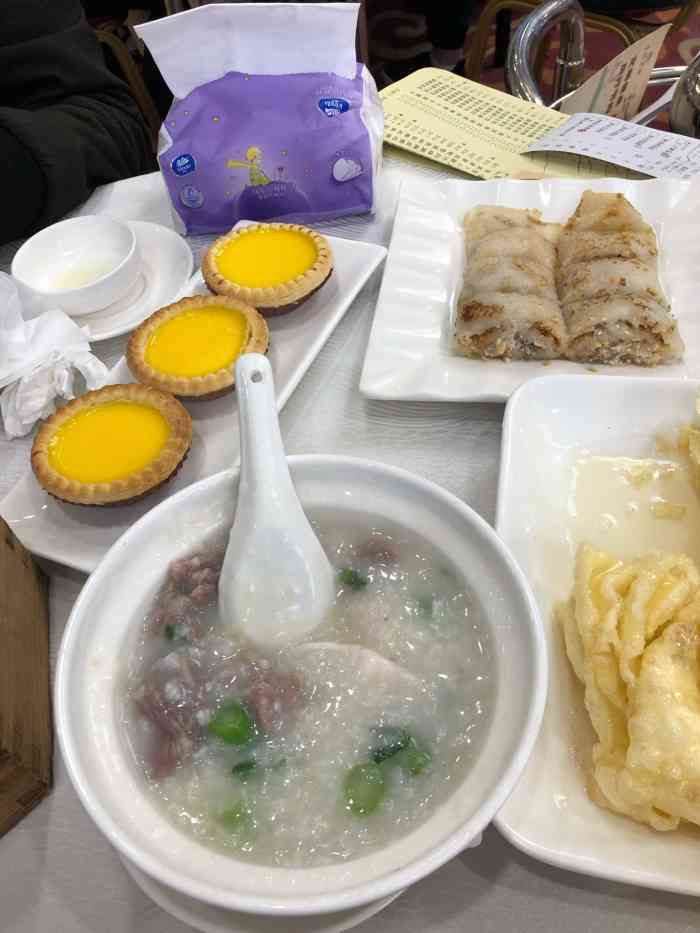 番禺宾馆丽苑厅-"番禺宾馆很久之前就听说早茶不错,但一直都.