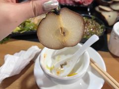 -果松木炭酸菜铜火锅·外婆参鸡汤