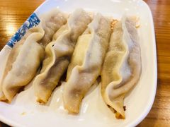 网红牛肉锅贴-张小文胡辣汤(龙柏新村店)