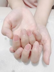 -漫画美甲美睫轻奢馆