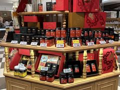 -杭州大厦LSE城市生活超市(杭州大厦店)