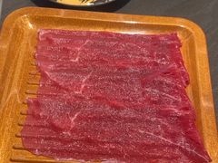 -牛YO寿喜烧·铁板烧和牛火锅自助(市府恒隆店)