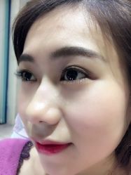 -孔雀手美甲美睫护理