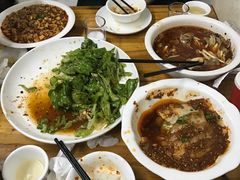 -勇猛子川菜馆(新军路店)