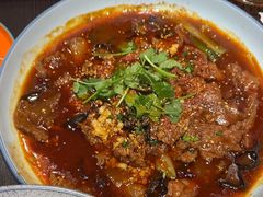 -川流不息·地道川菜·小龙虾(松东路店)