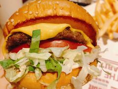 -The Habit Burger Grill 哈比特汉堡(复兴soho店)