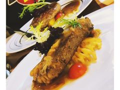 -红房子西菜馆(淮海中路店)