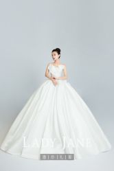 -Lady  Jane高端婚纱礼服馆