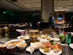 -半岛翡丽海鲜自助餐厅(观风亭店)