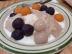 白雪芋泥丸子-堂屋糖水店(愚园店)