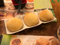 酥皮焗叉烧包-添好运点心专门店(深水埗店)