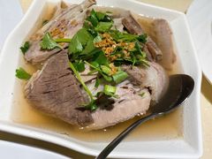 净清汤牛腩-龙记烧腊茶餐厅(常德路店)