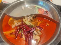 -憨孃孃·重庆老火锅(红山黑金店)