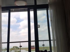 -上海南汇嘴大堤酒店