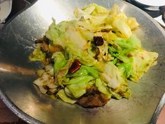 干锅手撕包菜-绿茶餐厅(汇悦大融城店)