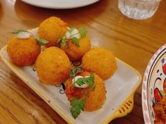 炸鳕鱼丸子-Alimentari Grande(东湖路店)