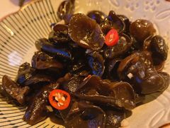 凉拌木耳-龙门阵茶屋川菜馆(武康路店)
