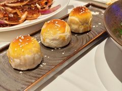 垂涎欲滴酥-侨美食家·41年地道粤菜(珠江新城店)