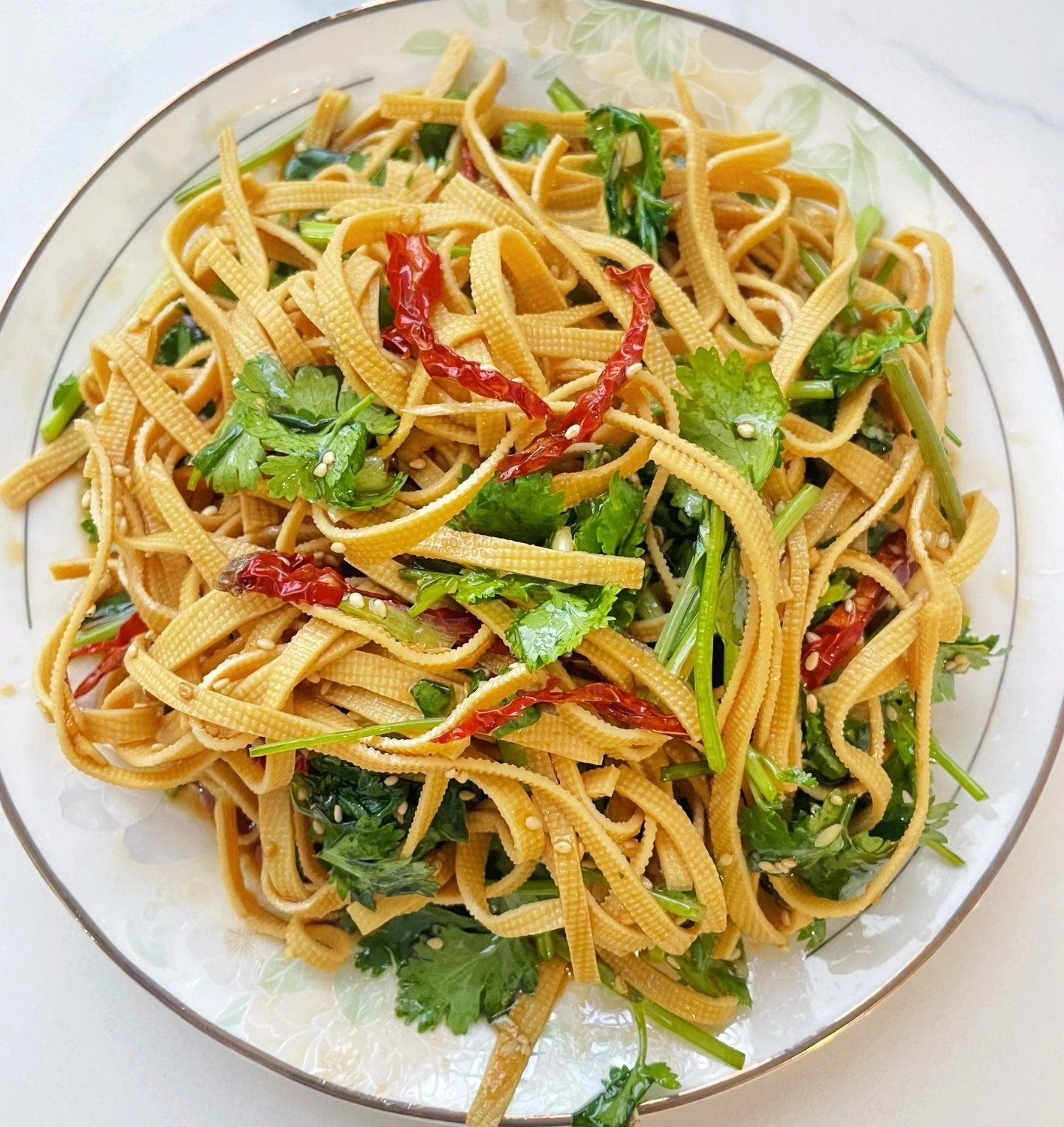 干豆腐丝凉拌!这样做真的太太好吃了!