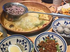 -洱火云南酸菜牛肉火锅(石景山当代商城店)