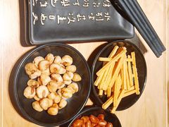 -风光老灶麻辣香锅(大成路翠微百货店)