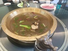 -周老三跷脚牛肉·全牛火锅(非遗传承店)