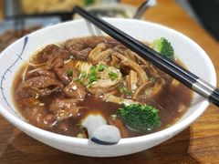 老卤肥肠面-囿面传统制面馆(中央路店)