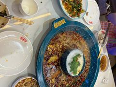 -渔香岛美蛙鱼头火锅(黔灵山公园店)