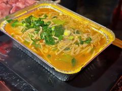 粉丝金针菇-刘记大块烤羊腿餐吧(北沙滩店)