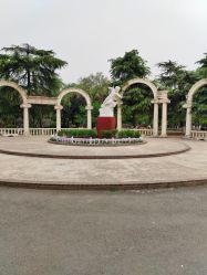 -玄武湖景区-情侣园游乐场