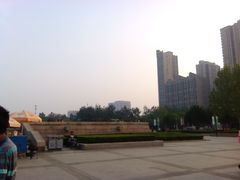-唐山抗震纪念碑广场