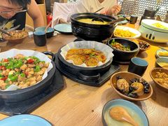 -九锅一堂酸菜鱼(学府凯德店)