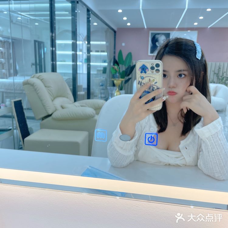 敲温油的网红裸色美甲💅你get了吗❓