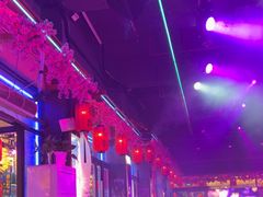 -喜鹊音乐酒馆(西街店)