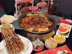 -辣尚瘾·烤鱼·新川菜(牡丹园直营店)